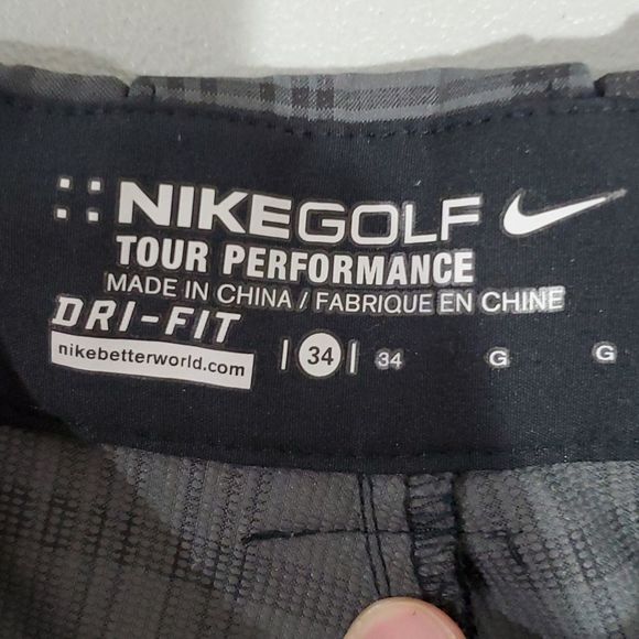 NIKE golf black and grey 34" waist Dri-fit shorts - Picture 6 of 7